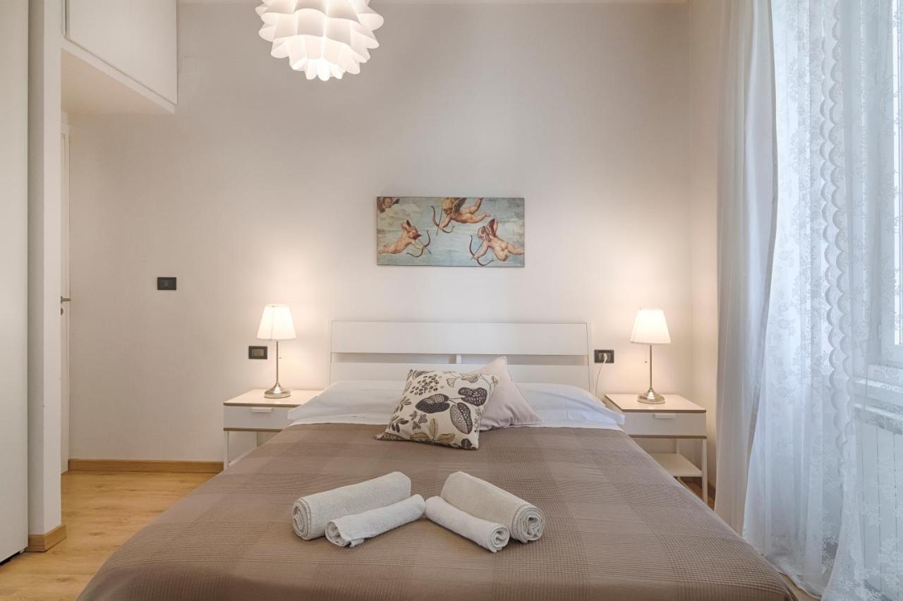 Mihaela Apartment - Charme Near The Station Trieste Exterior photo